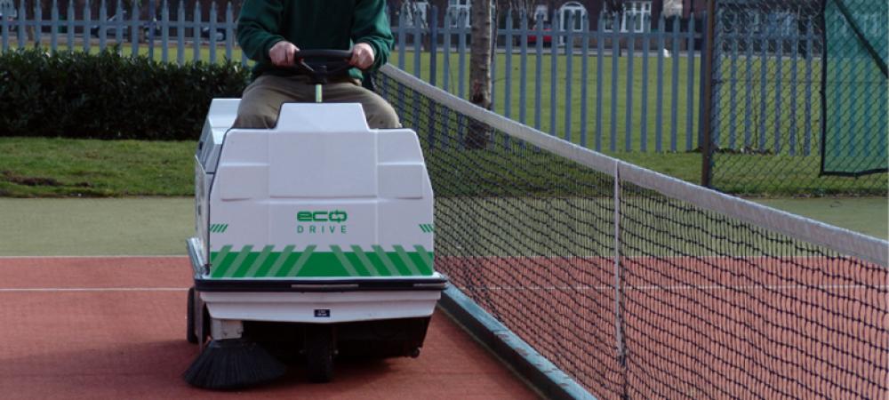 MAINTENANCE SPORTS SURFACES